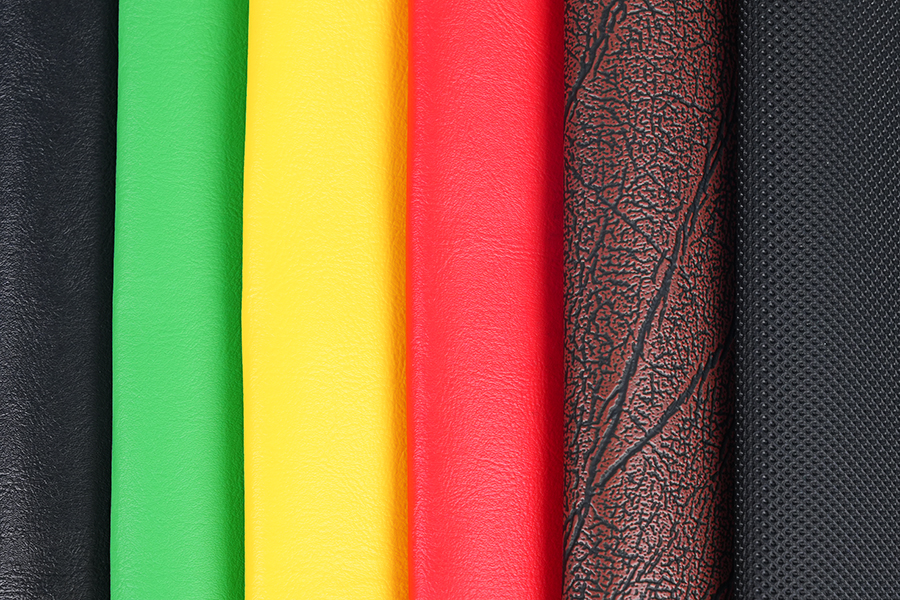 Svettsäkert brandskyddande konstläder för träningsutrustning